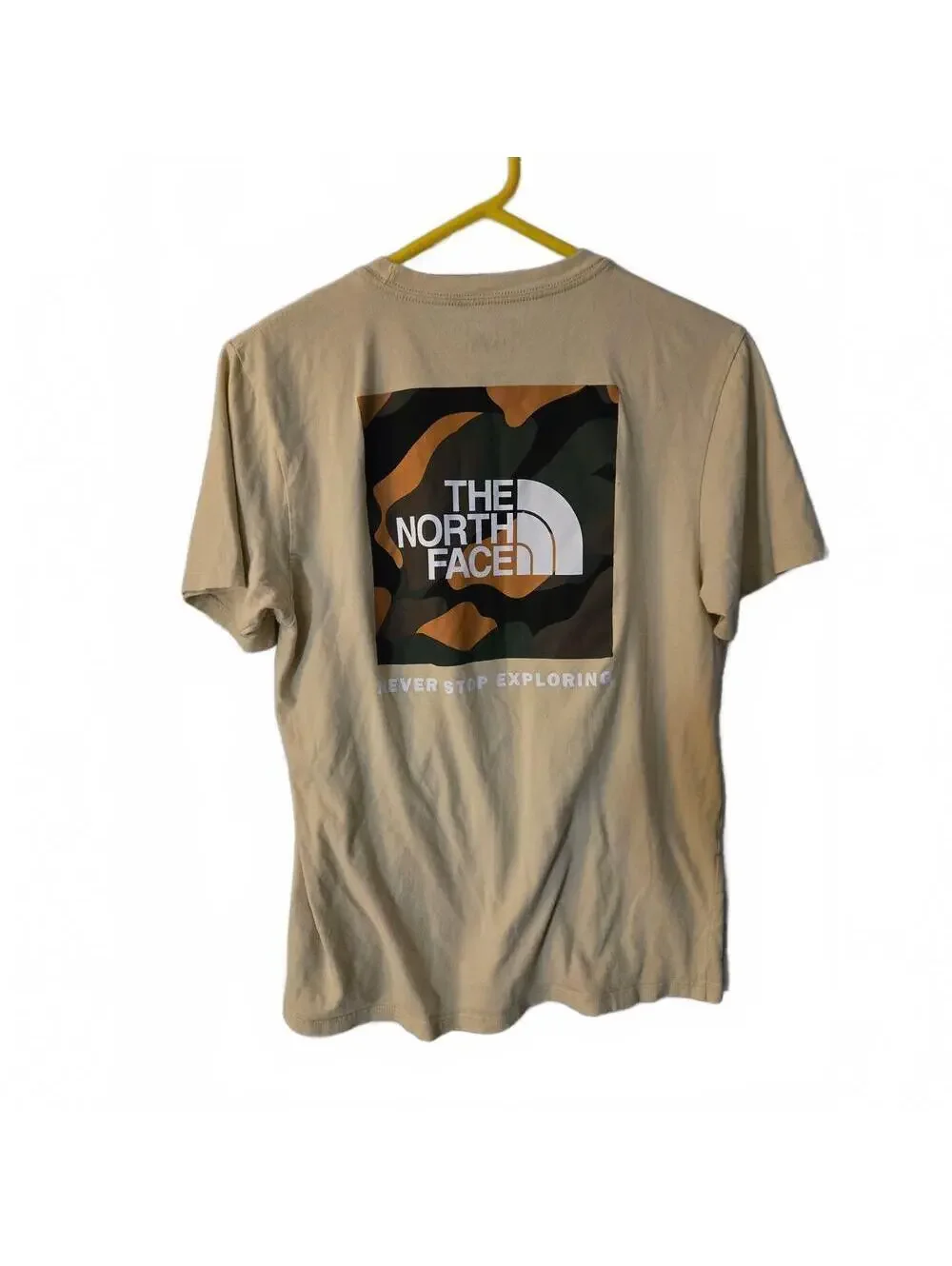 Like New size small Northface T shirt